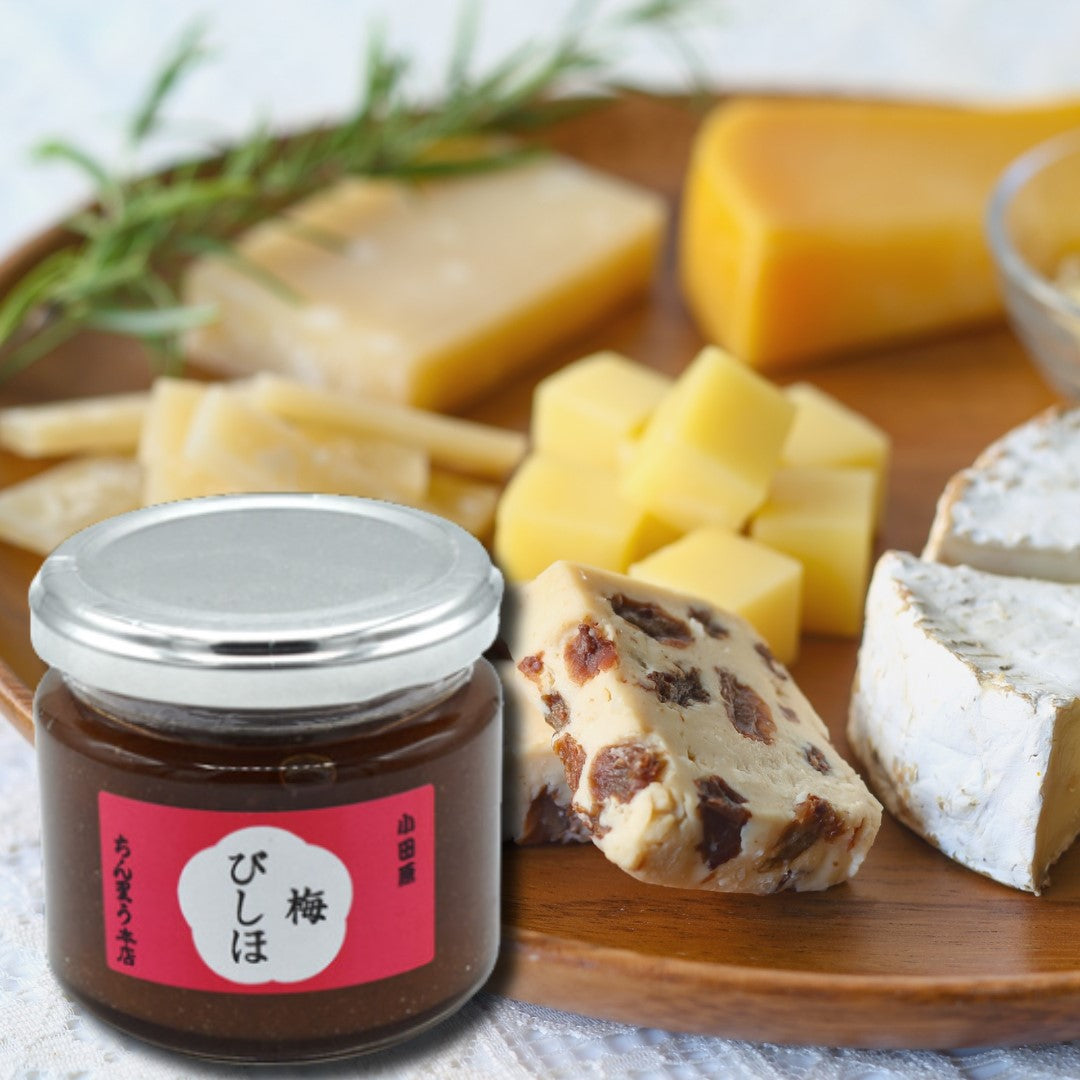 Umebishiho-Paste mit Käseplatte