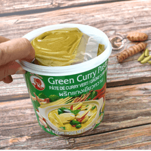 Load image into Gallery viewer, Grüne Currypaste Stillife

