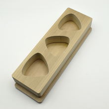 Load image into Gallery viewer, Onigiri Holzform wooden mould_1
